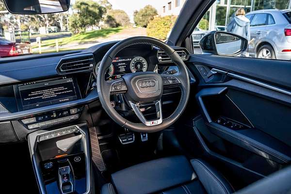 2024 Audi A3 35 TFSI S line GY