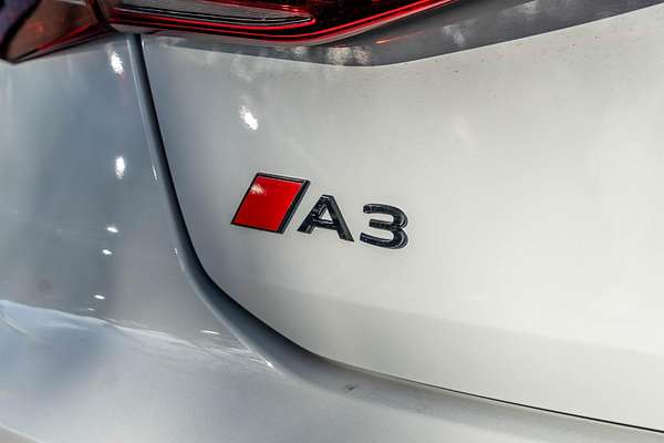 2024 Audi A3 35 TFSI S line GY