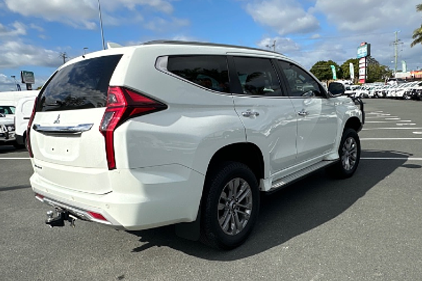 2021 Mitsubishi Pajero Sport GLX QF