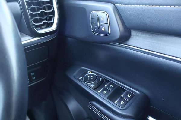 2023 Ford Everest Platinum 3.0L