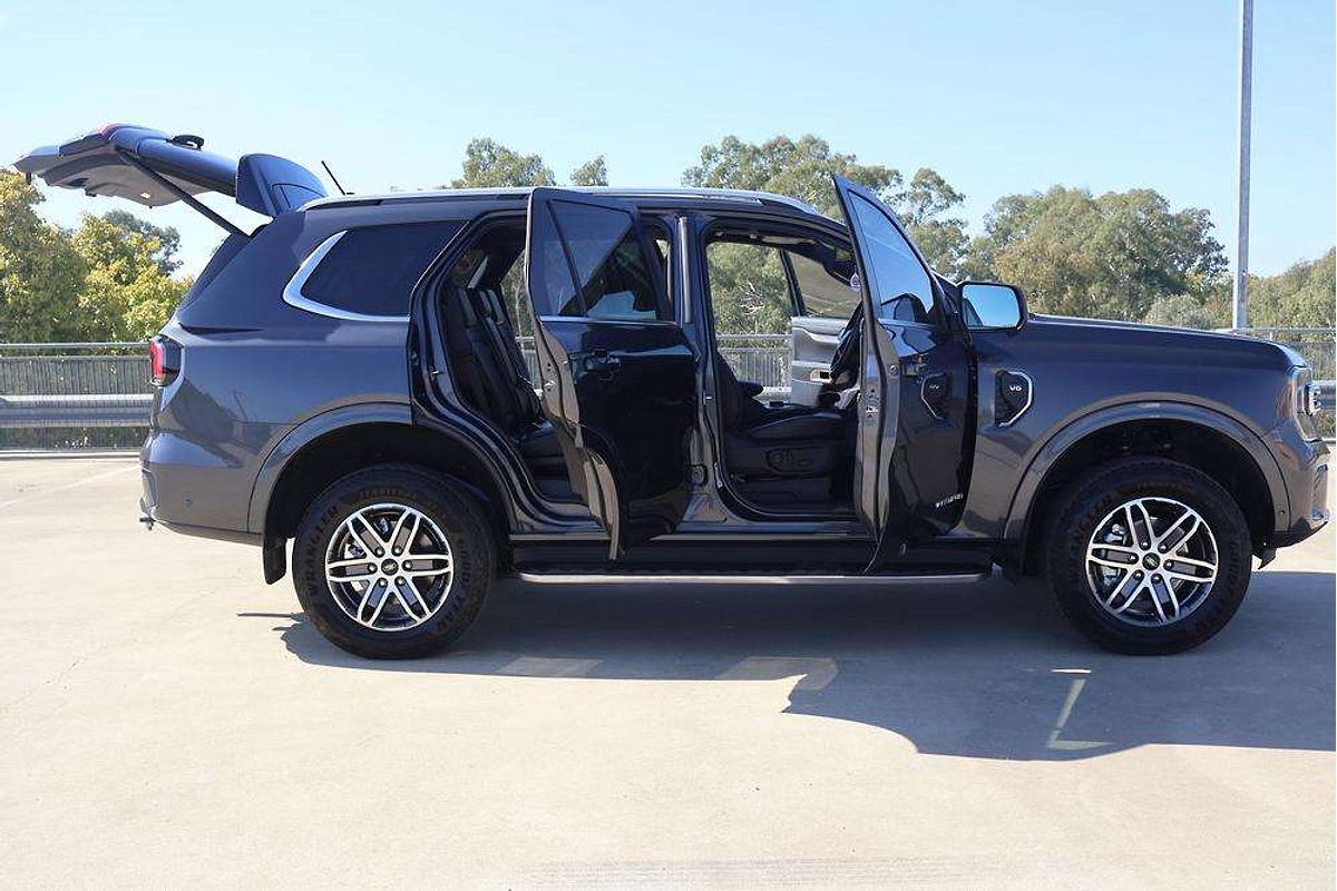 2023 Ford Everest Platinum 3.0L