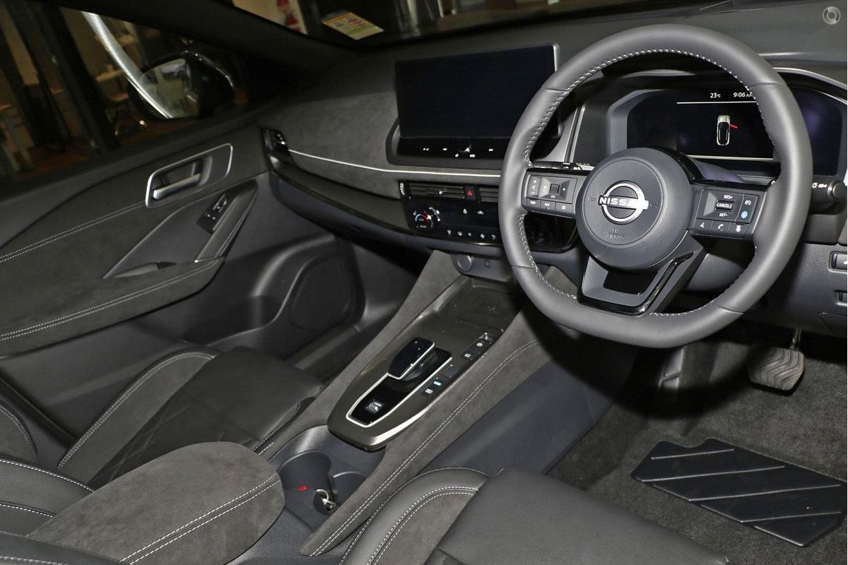 2025 Nissan QASHQAI N-DESIGN e-POWER J12