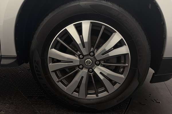 2017 Nissan Pathfinder ST R52 Series II