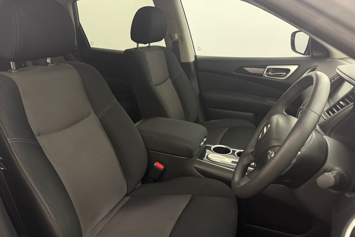 2017 Nissan Pathfinder ST R52 Series II