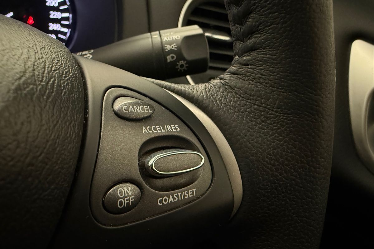 2017 Nissan Pathfinder ST R52 Series II