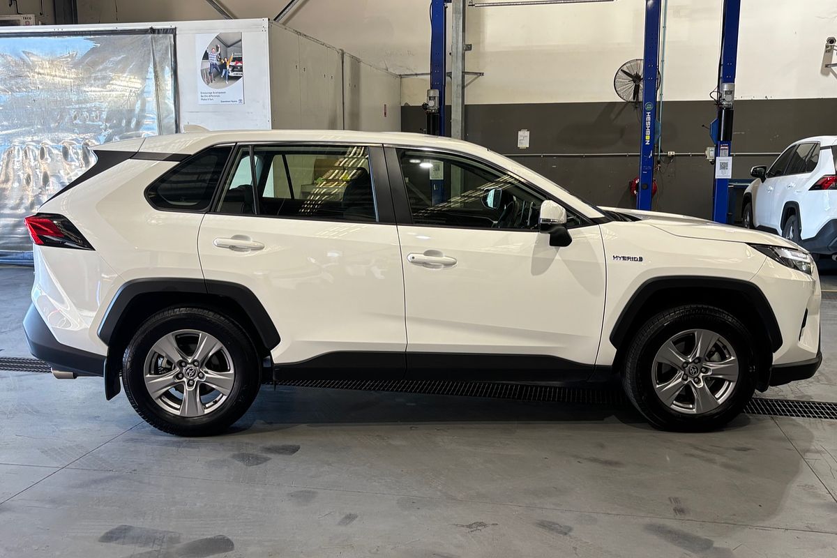 2024 Toyota RAV4 GX AXAH52R