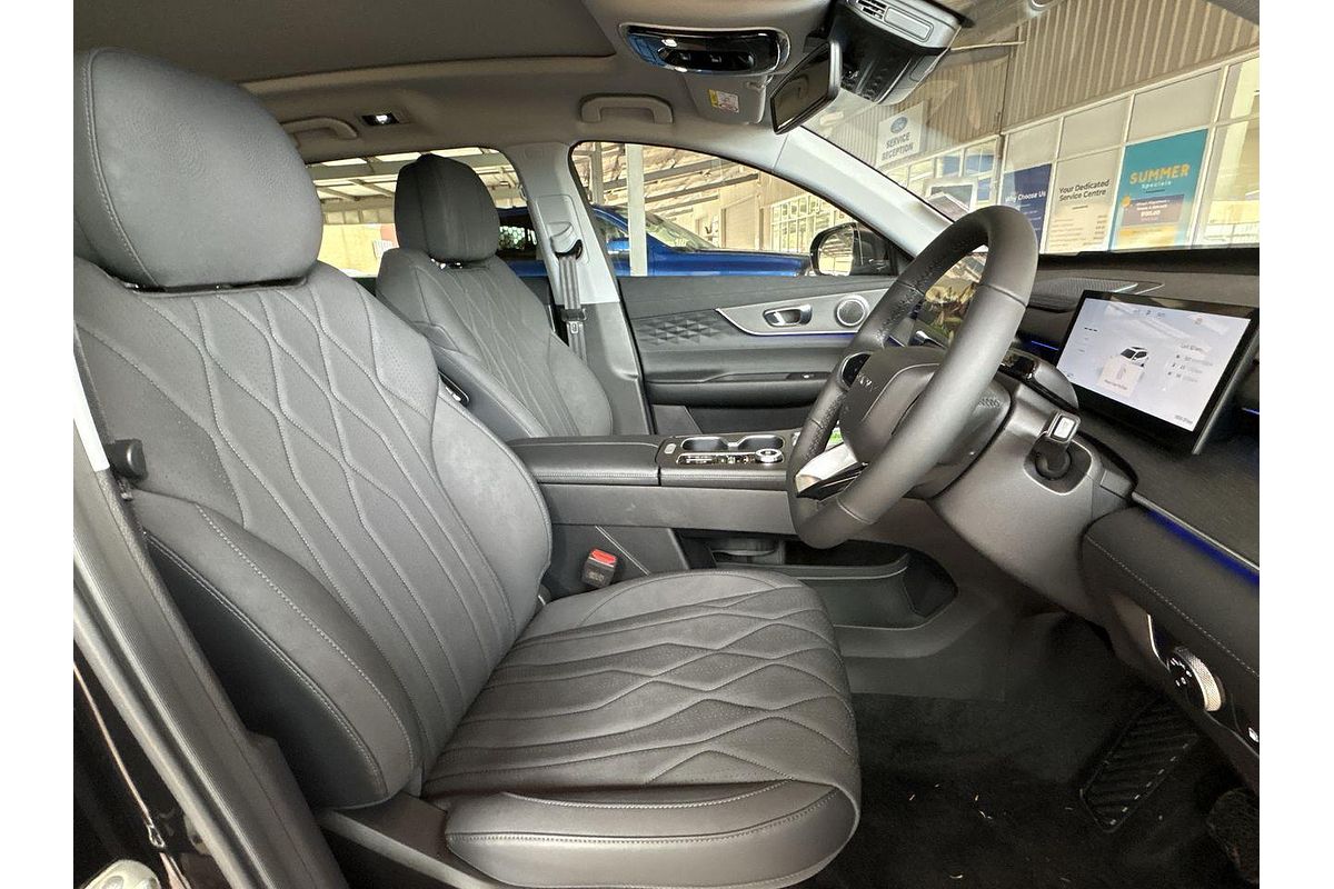 2025 Chery Tiggo 8 Super Hybrid Ultimate T31
