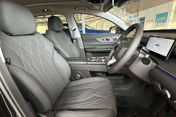 2025 Chery Tiggo 8 Super Hybrid Ultimate T31