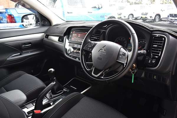 2016 Mitsubishi Outlander LS ZK