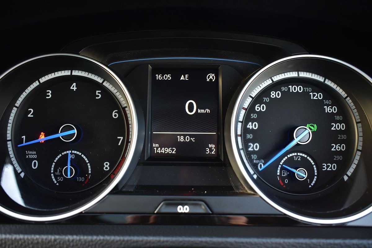 2014 Volkswagen Golf R 7