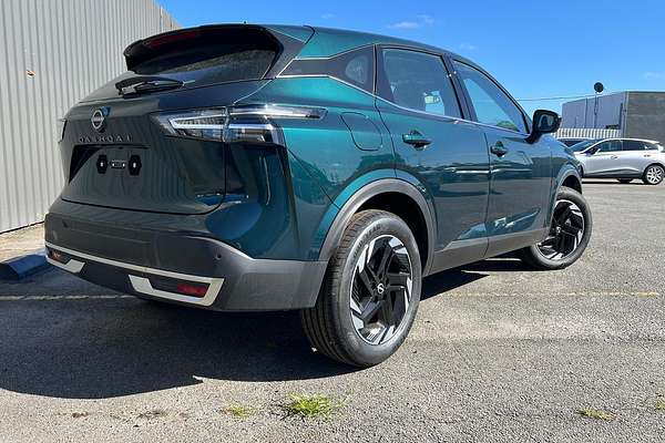 2025 Nissan QASHQAI ST-L J12