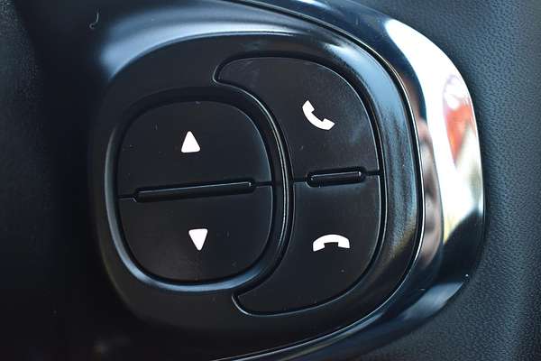 2021 Fiat 500 Club Series 8