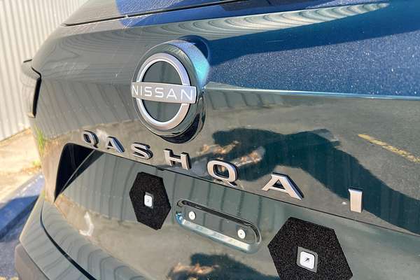 2025 Nissan QASHQAI ST-L J12