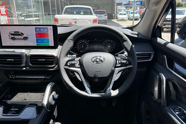 2025 LDV D90 Executive SV9A