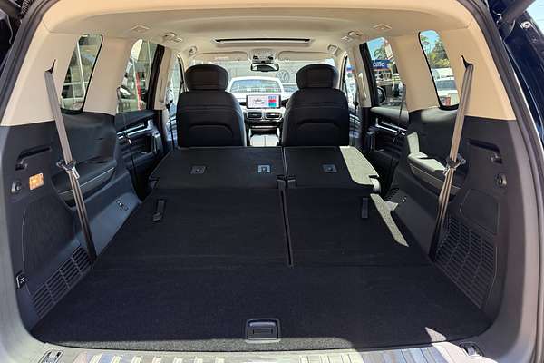 2025 LDV D90 Executive SV9A