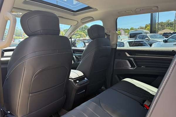 2025 LDV D90 Executive SV9A