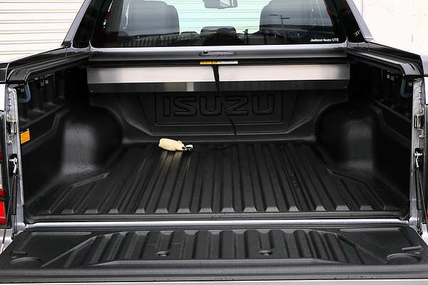 2024 Isuzu D-MAX X-TERRAIN 4X4