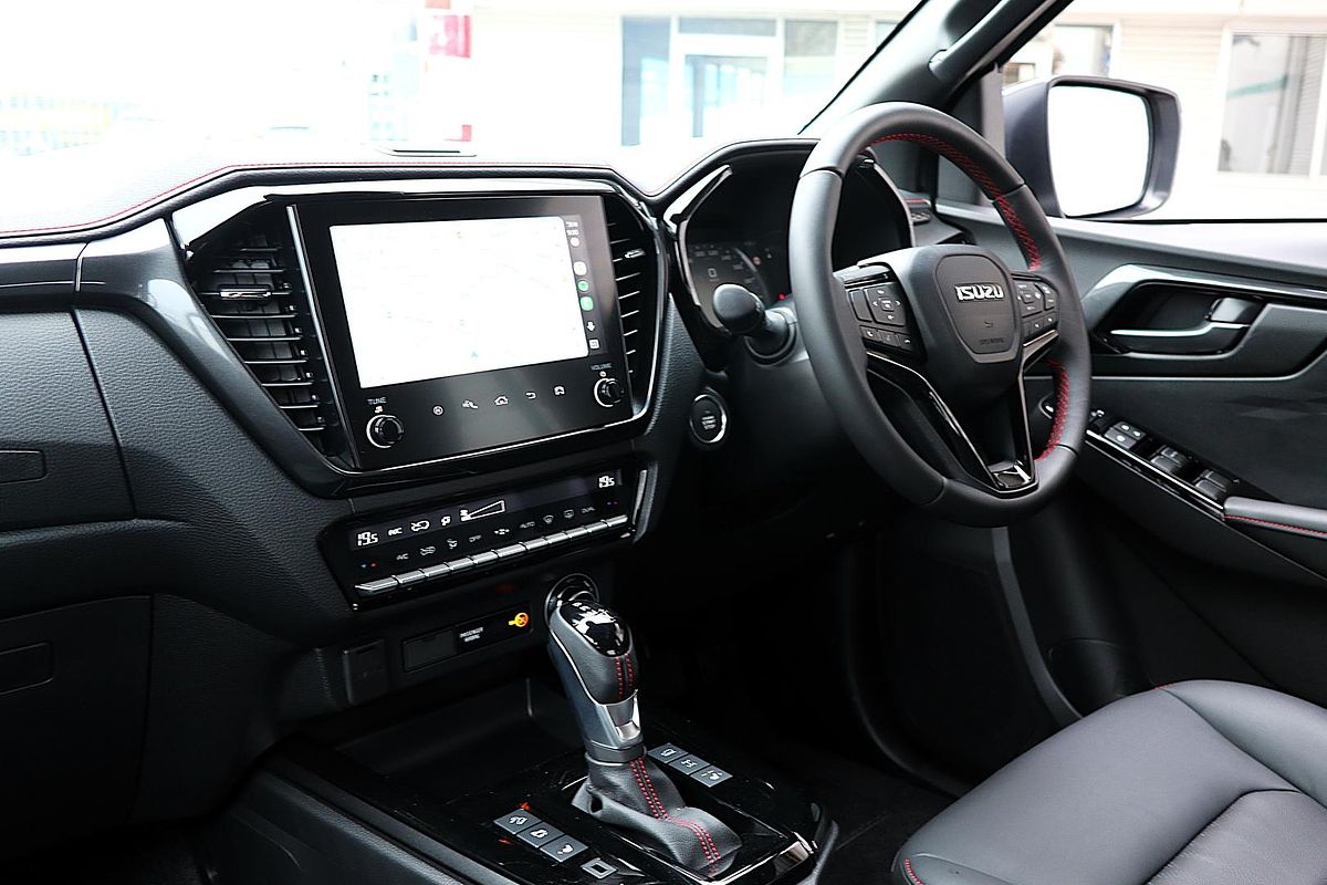 2024 Isuzu D-MAX X-TERRAIN 4X4