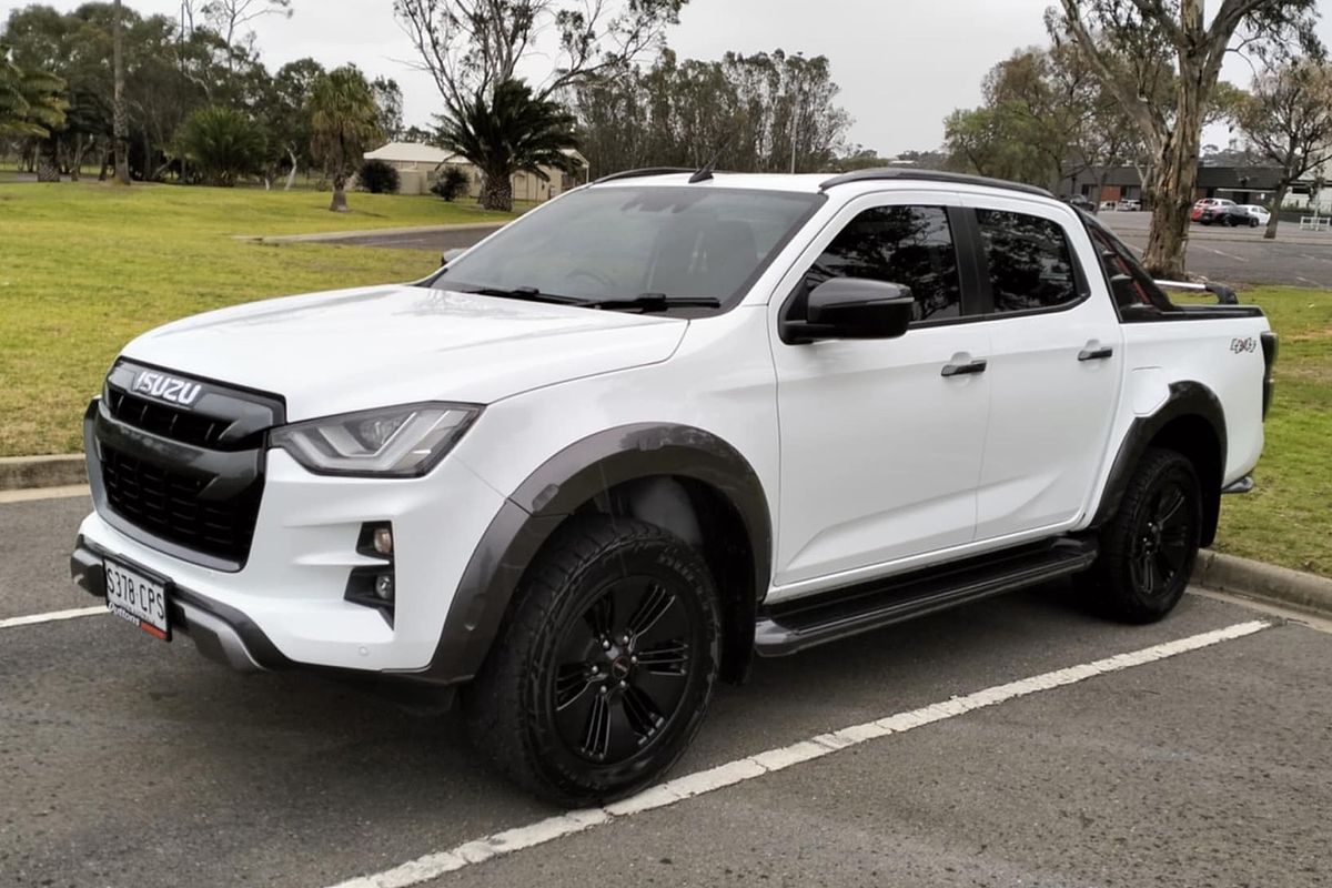 2022 Isuzu D-MAX X-TERRAIN 4X4