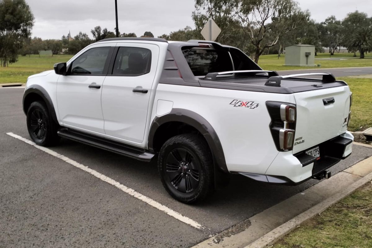 2022 Isuzu D-MAX X-TERRAIN 4X4