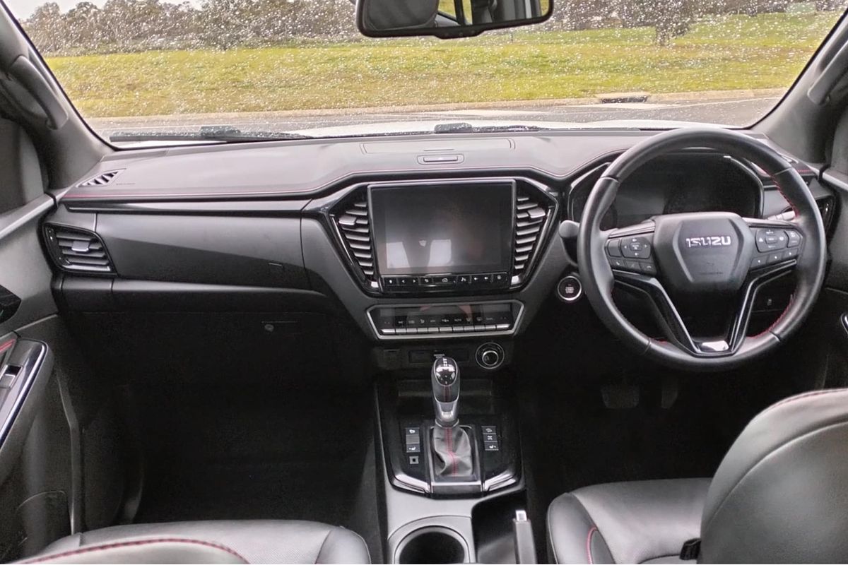 2022 Isuzu D-MAX X-TERRAIN 4X4