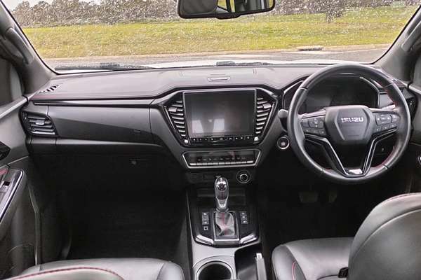 2022 Isuzu D-MAX X-TERRAIN 4X4