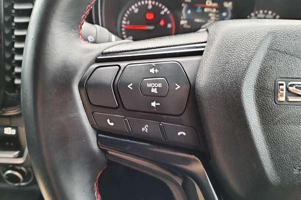 2022 Isuzu D-MAX X-TERRAIN 4X4