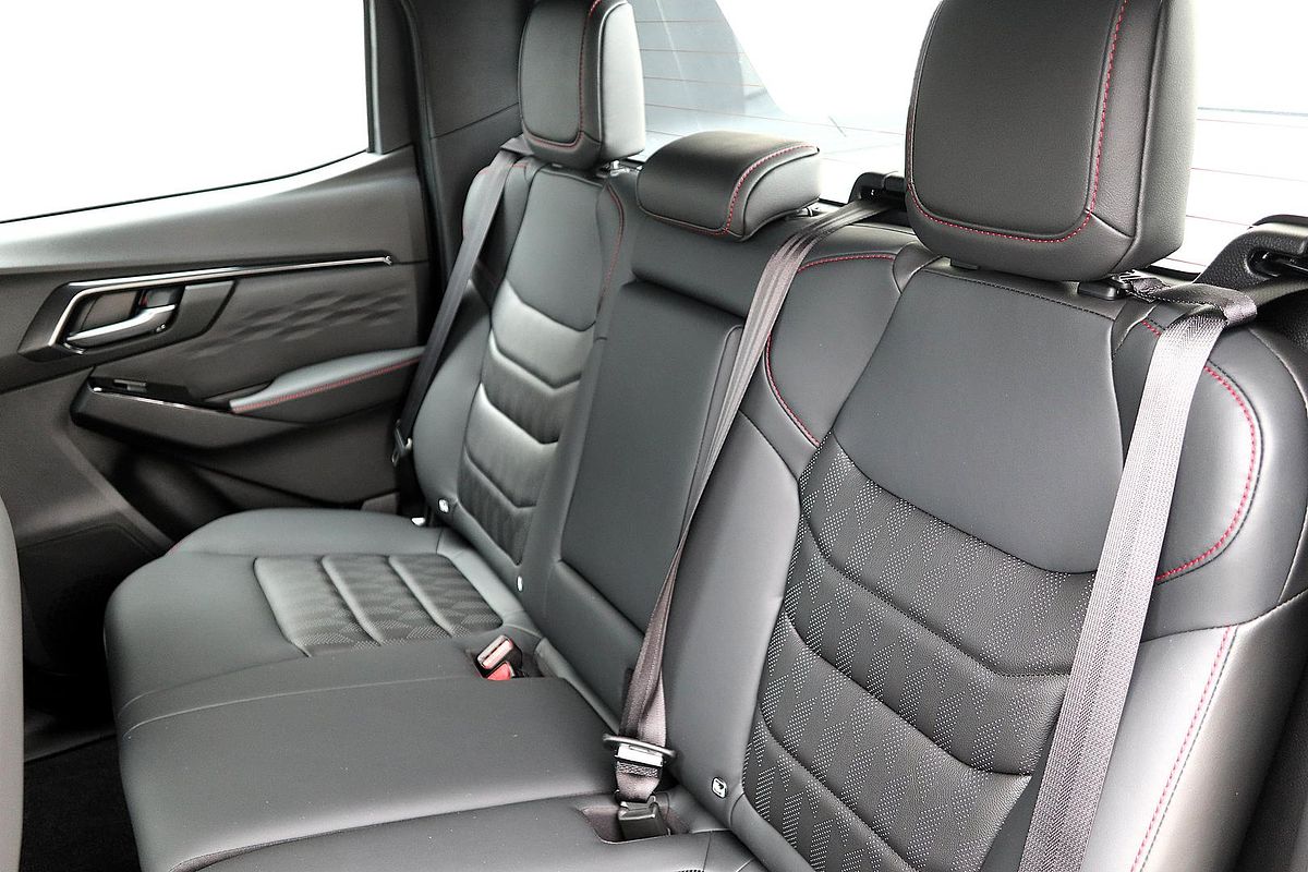 2024 Isuzu D-MAX X-TERRAIN 4X4