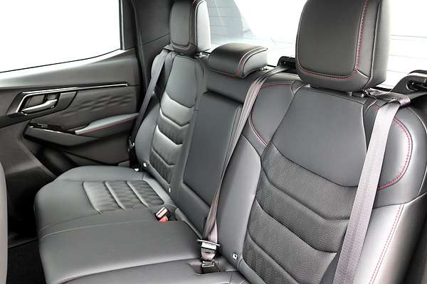 2024 Isuzu D-MAX X-TERRAIN 4X4
