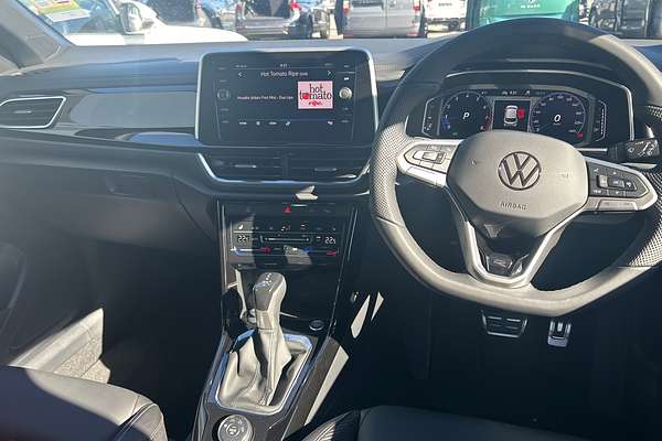 2025 Volkswagen T-Roc 140TSI R-Line D11