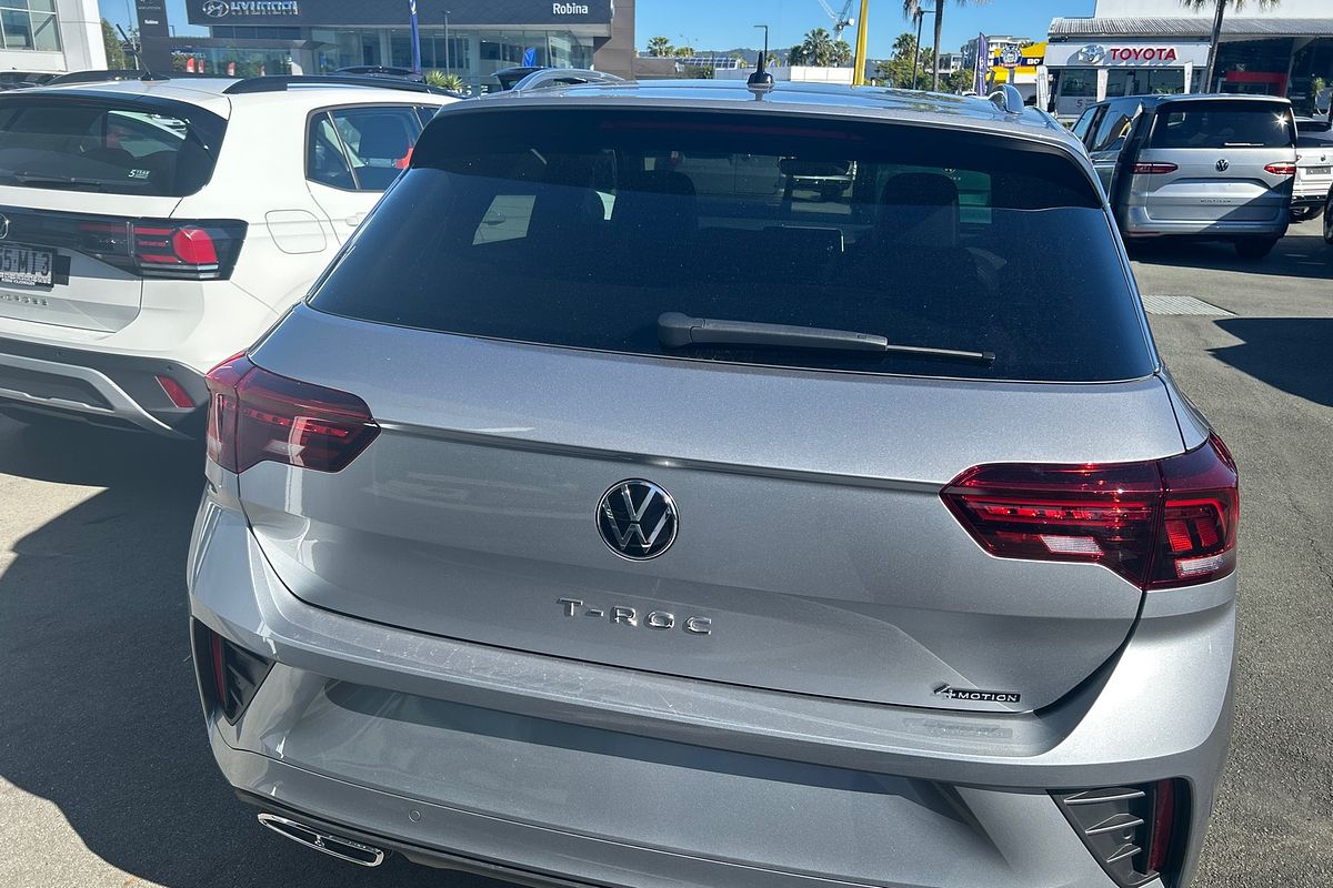 2025 Volkswagen T-Roc 140TSI R-Line D11