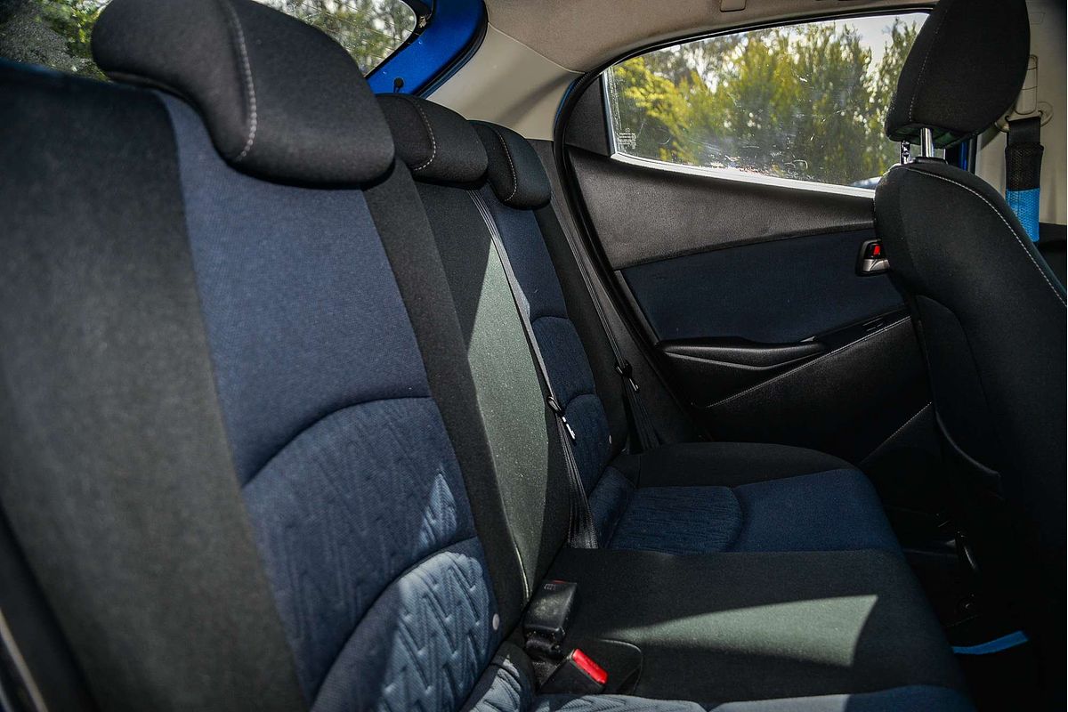 2015 Mazda 2 Maxx DJ Series