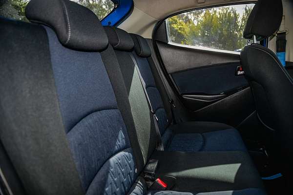 2015 Mazda 2 Maxx DJ Series