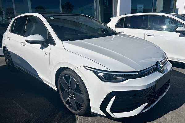 2025 Volkswagen Golf 110TSI R-Line 8.5