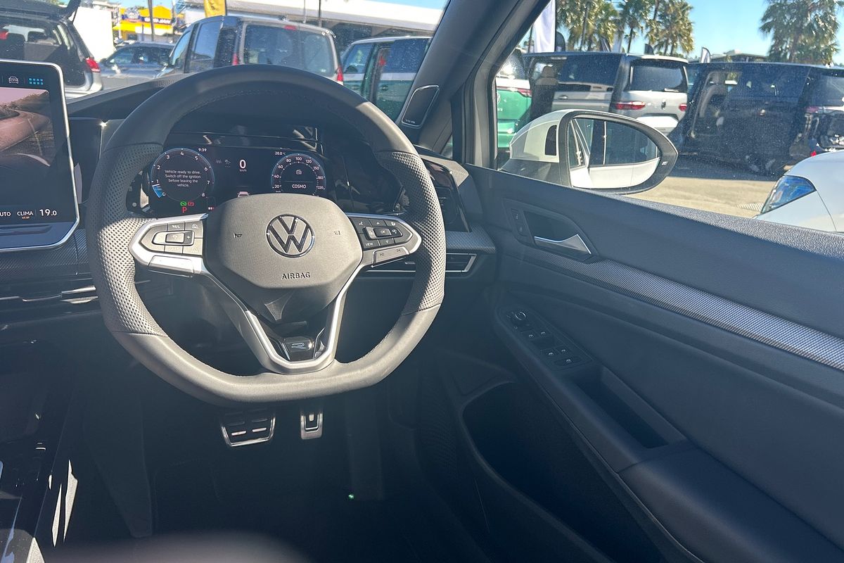 2025 Volkswagen Golf 110TSI R-Line 8.5