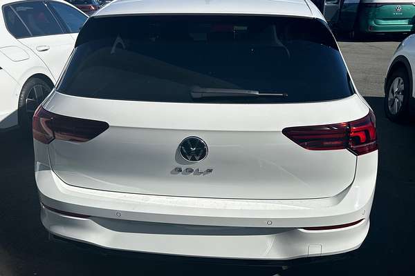 2025 Volkswagen Golf 110TSI R-Line 8.5