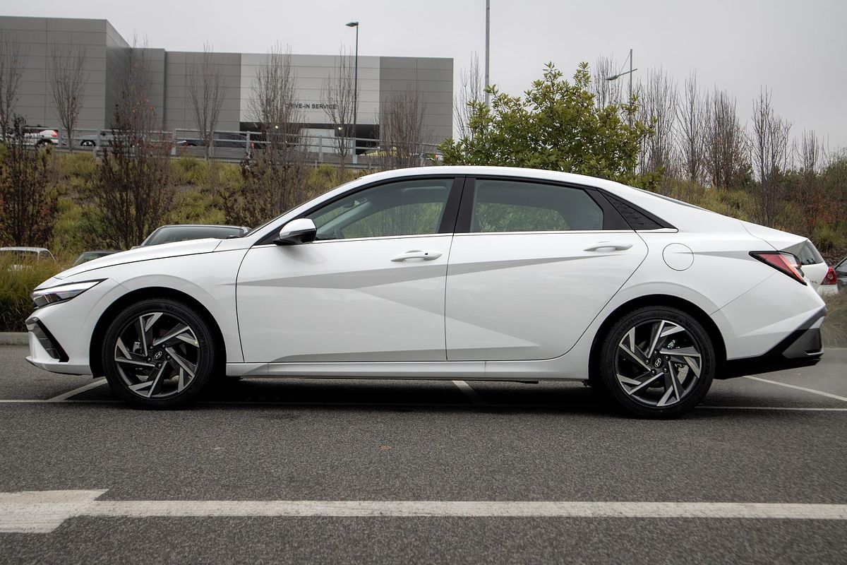 2025 Hyundai i30 Premium CN7.V2