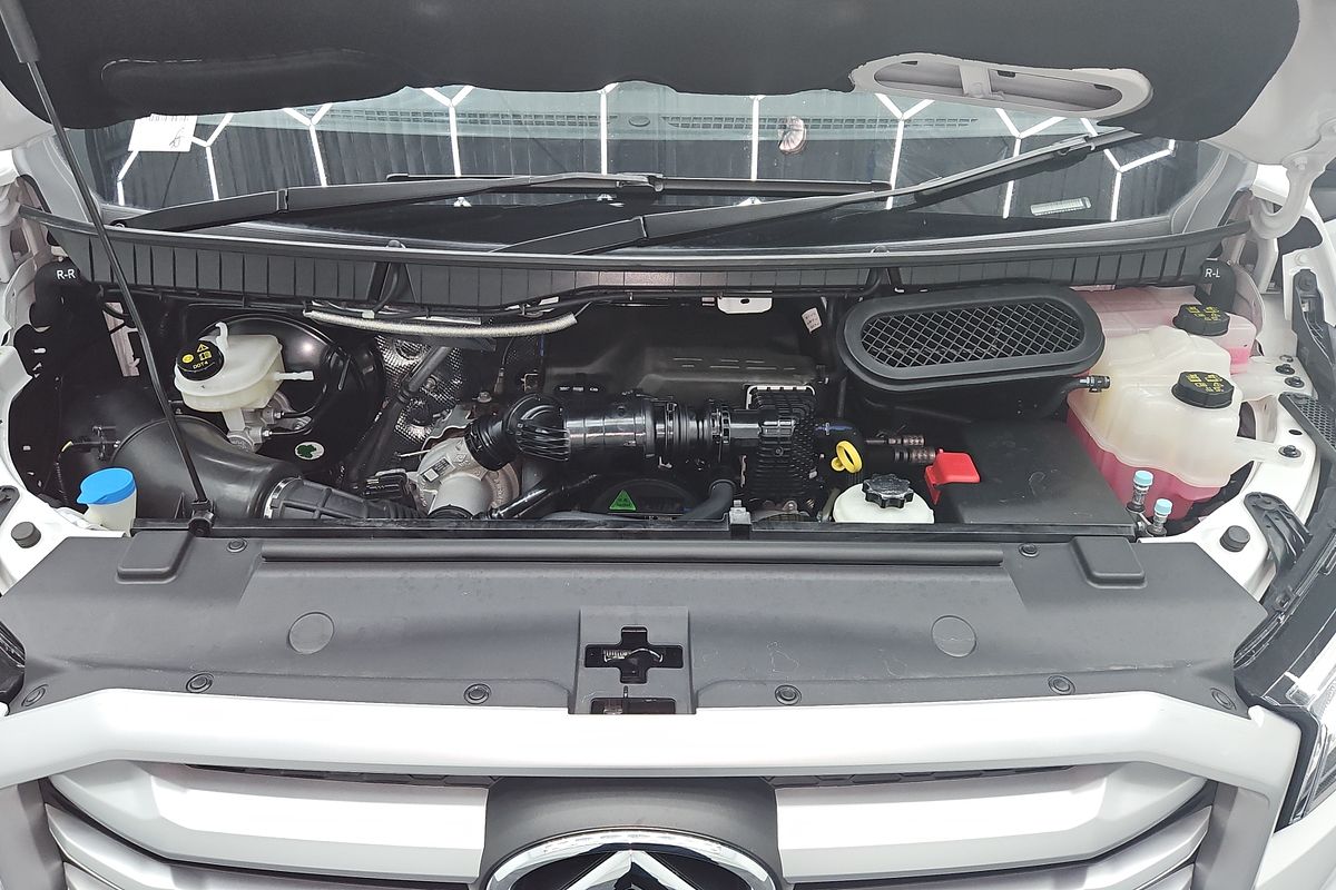 2023 LDV Deliver 9 LWB