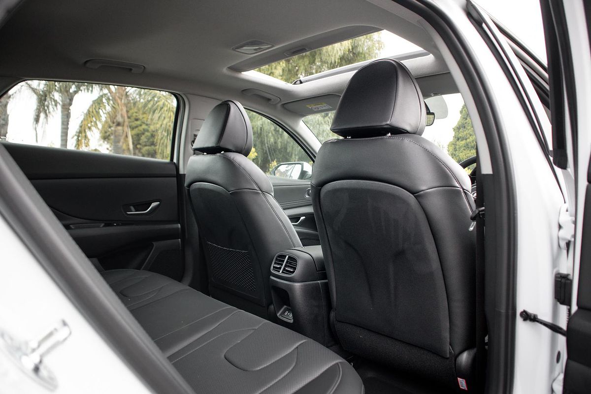 2025 Hyundai i30 Premium CN7.V2