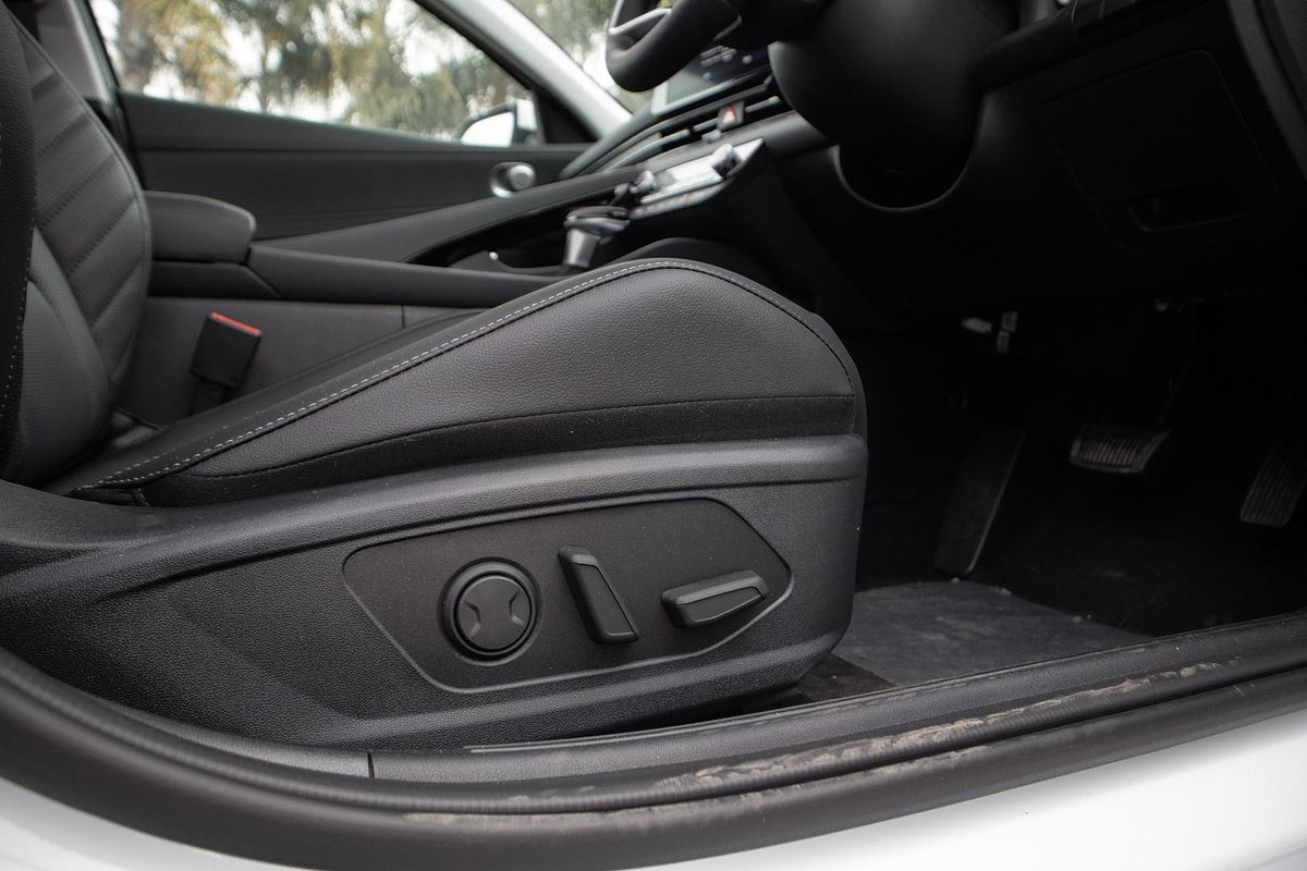 2025 Hyundai i30 Premium CN7.V2