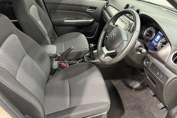 2023 Suzuki Vitara LY Series II