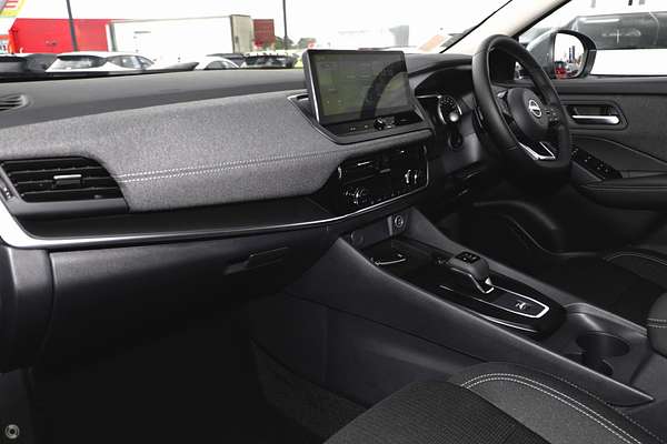 2025 Nissan QASHQAI ST J12