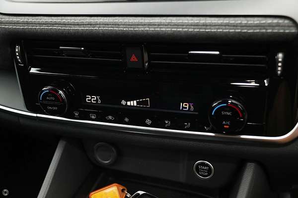 2025 Nissan QASHQAI ST J12
