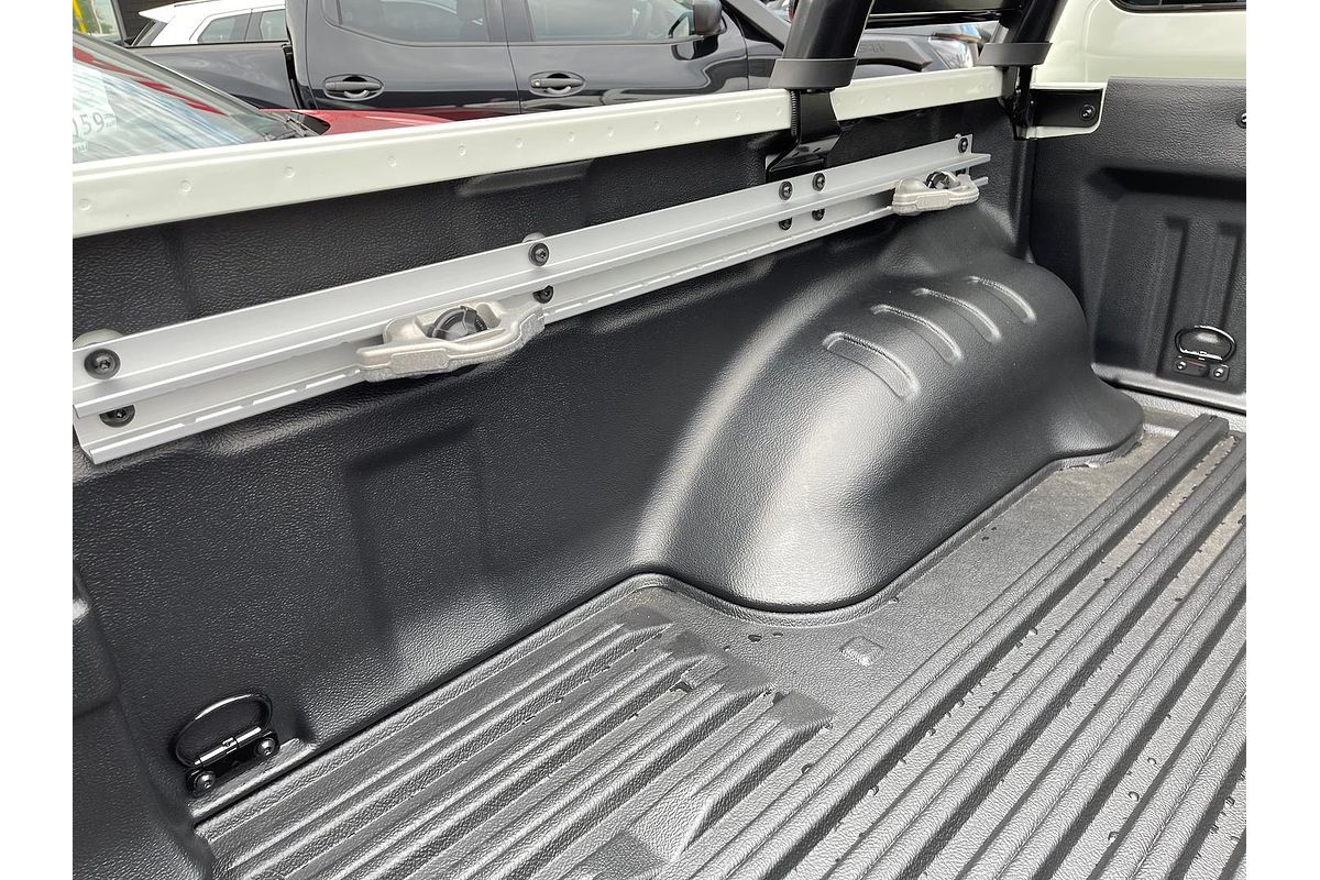 2025 Nissan Navara PRO-4X Warrior D23 4X4