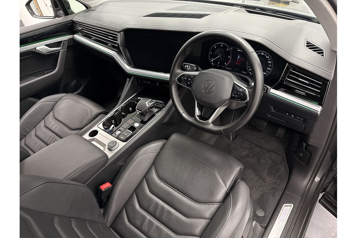 2022 Volkswagen Touareg 170TDI CR