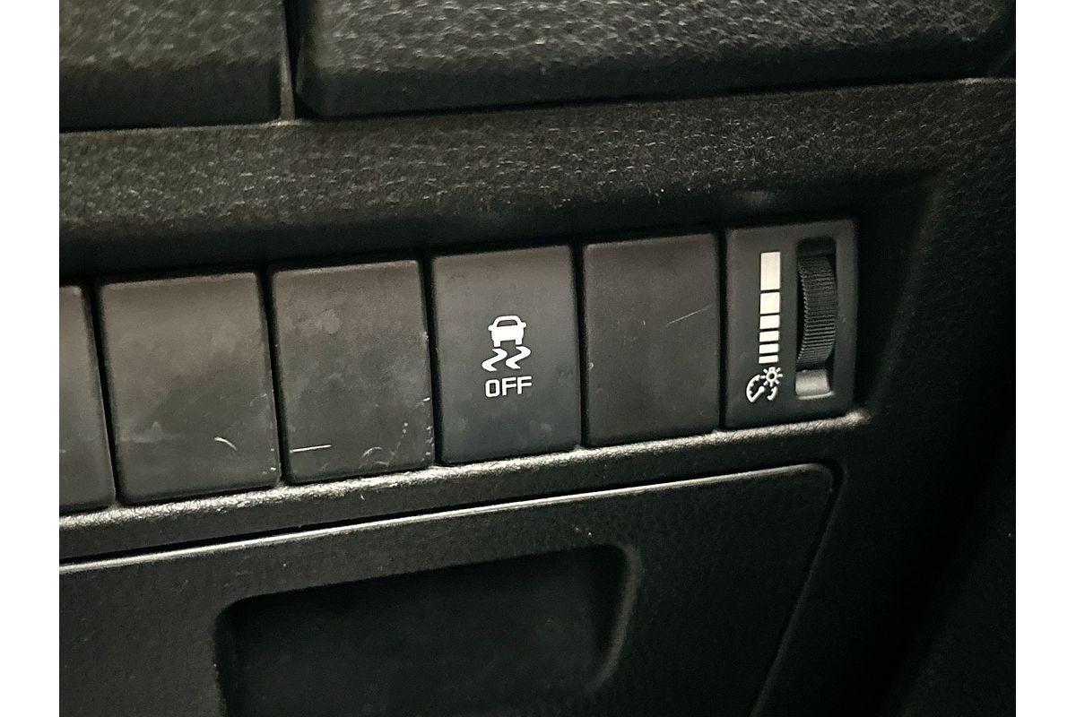 2021 Isuzu D-MAX SX High Ride Rear Wheel Drive
