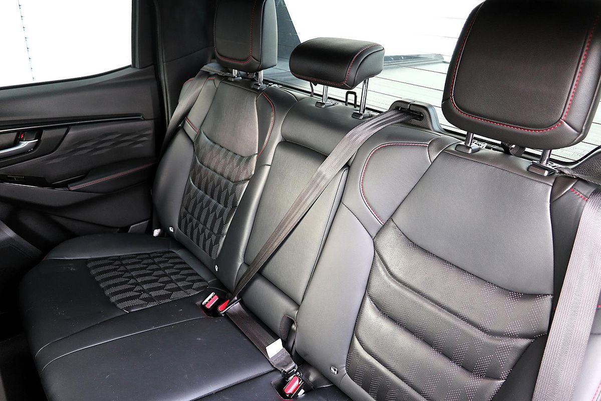 2024 Isuzu D-MAX X-TERRAIN 4X4