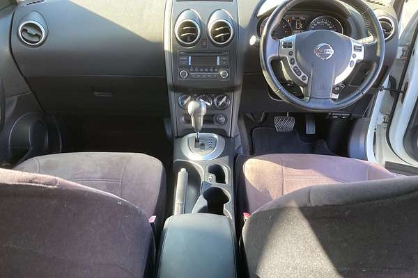 2013 Nissan Dualis ST J10 Series 4