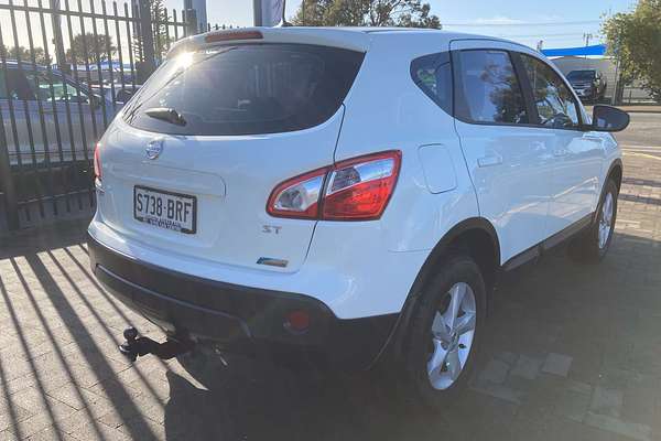 2013 Nissan Dualis ST J10 Series 4