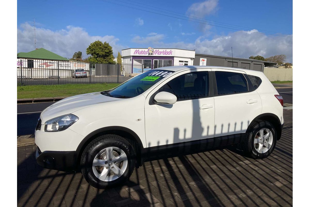 2013 Nissan Dualis ST J10 Series 4